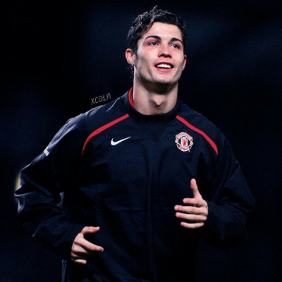 澳超半场：埃利奥特自摆乌龙，中央海岸水手1-1奥克兰FC（澳超半场：埃利奥特送出乌龙，中央海岸水手与奥克兰FC1-1战平）