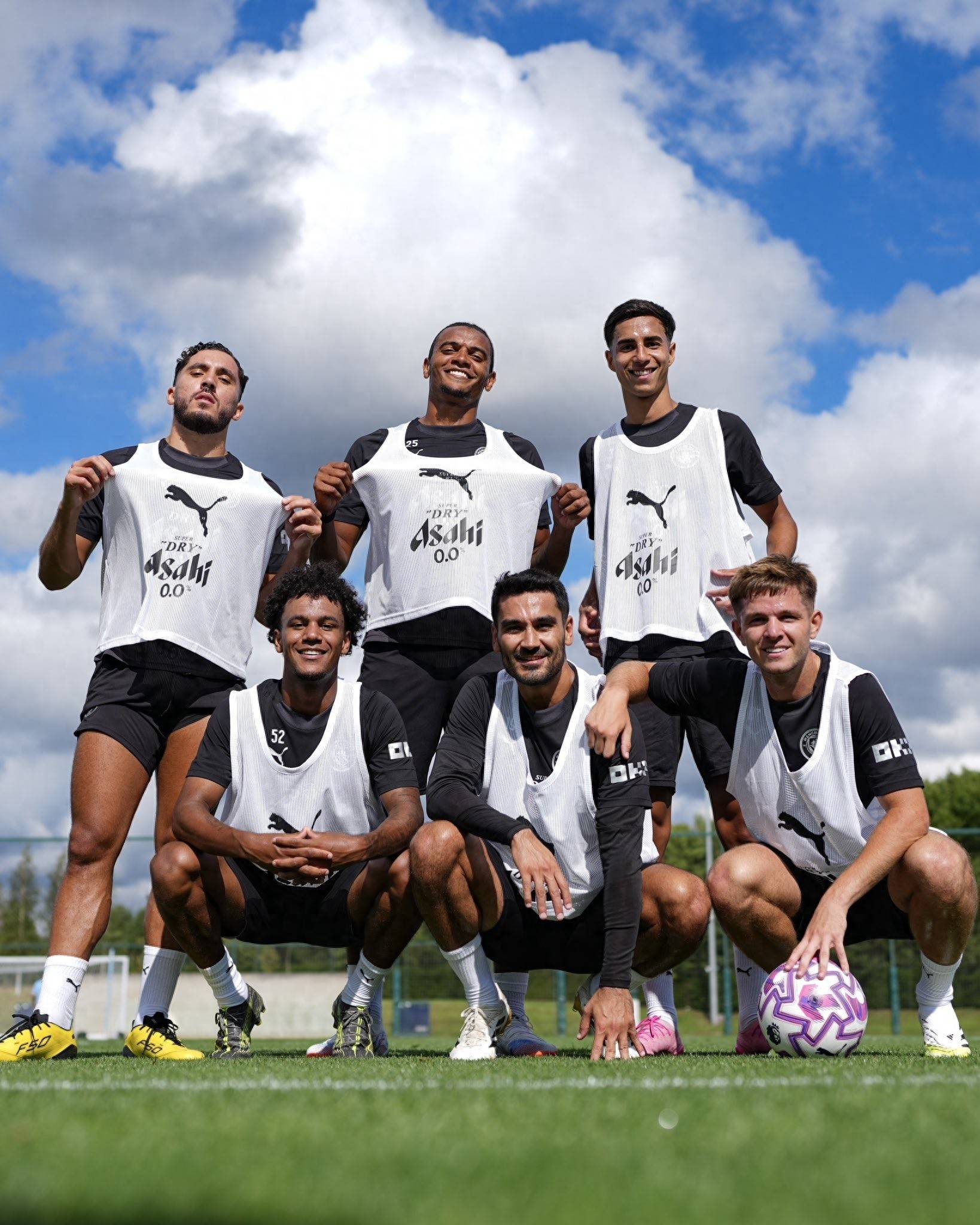 亚洲杯强队集体发力（亚洲杯豪强齐发威）