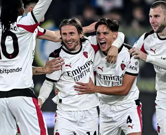 完成国家队首秀，帕尼切利：能亲眼见到梅西，真的太美好了（国家队首秀达成，帕尼切利：能近距离见到梅西，太美妙了）