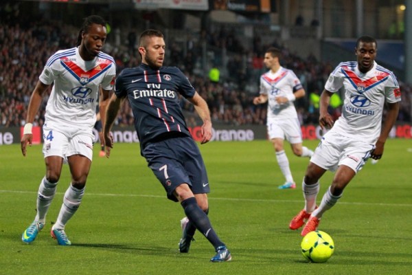 世俱杯冠军双线崩盘？从6场不败到4场不胜！欧冠掉出前10+英超跌第5（世俱杯霸主陷入双线低迷：6场不败变4场不胜，欧冠跌出前十、英超滑至第5）