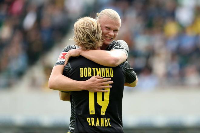 Veritas学院57-79不敌橡树山学院，张博源砍下18分9篮板（橡树山学院79-57击败Veritas学院，张博源贡献18分9篮板）