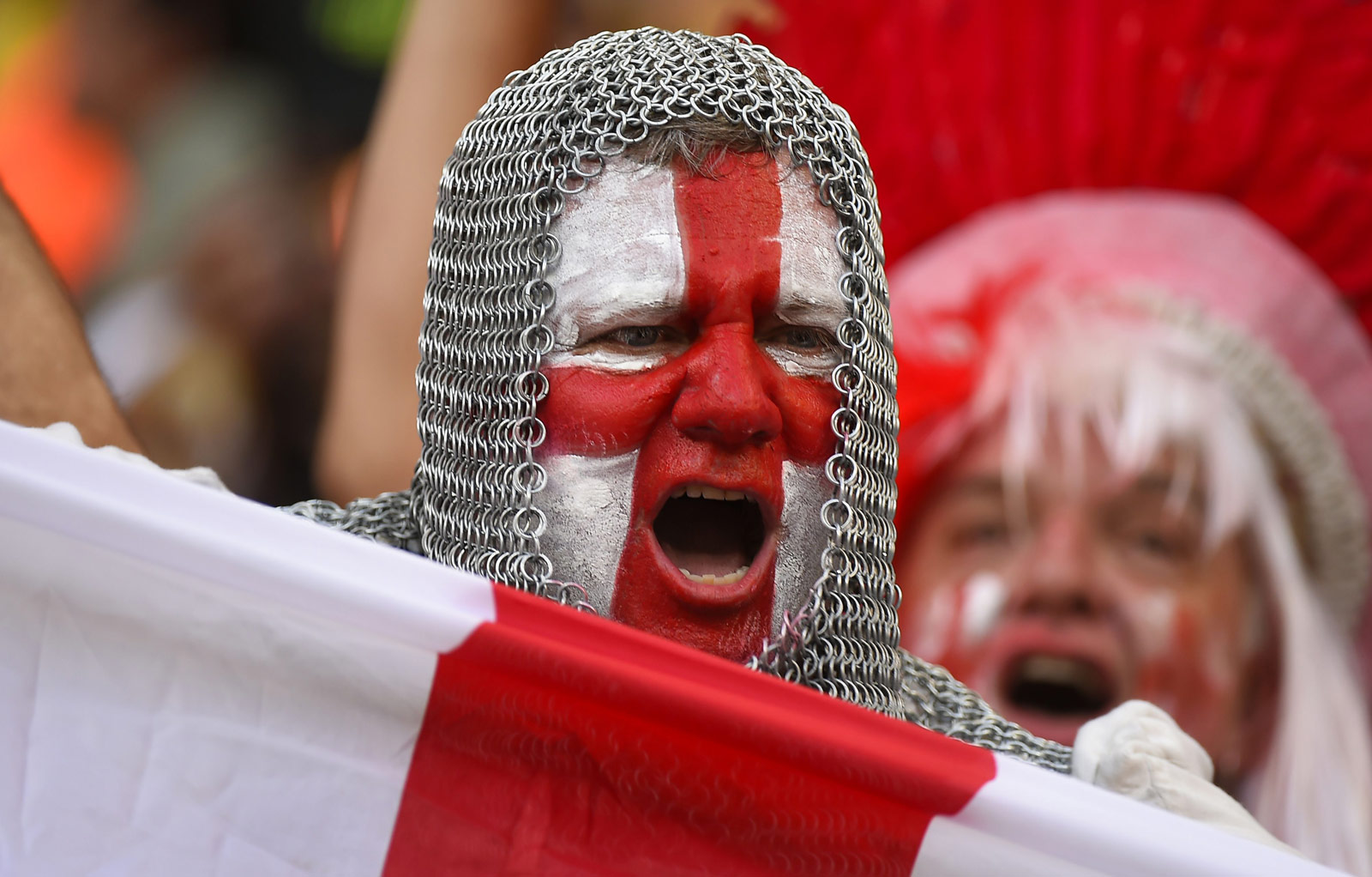 篮球勇士三分手感火热，全队命中18记三分（勇士外线手感爆棚，全队轰进18记三分）