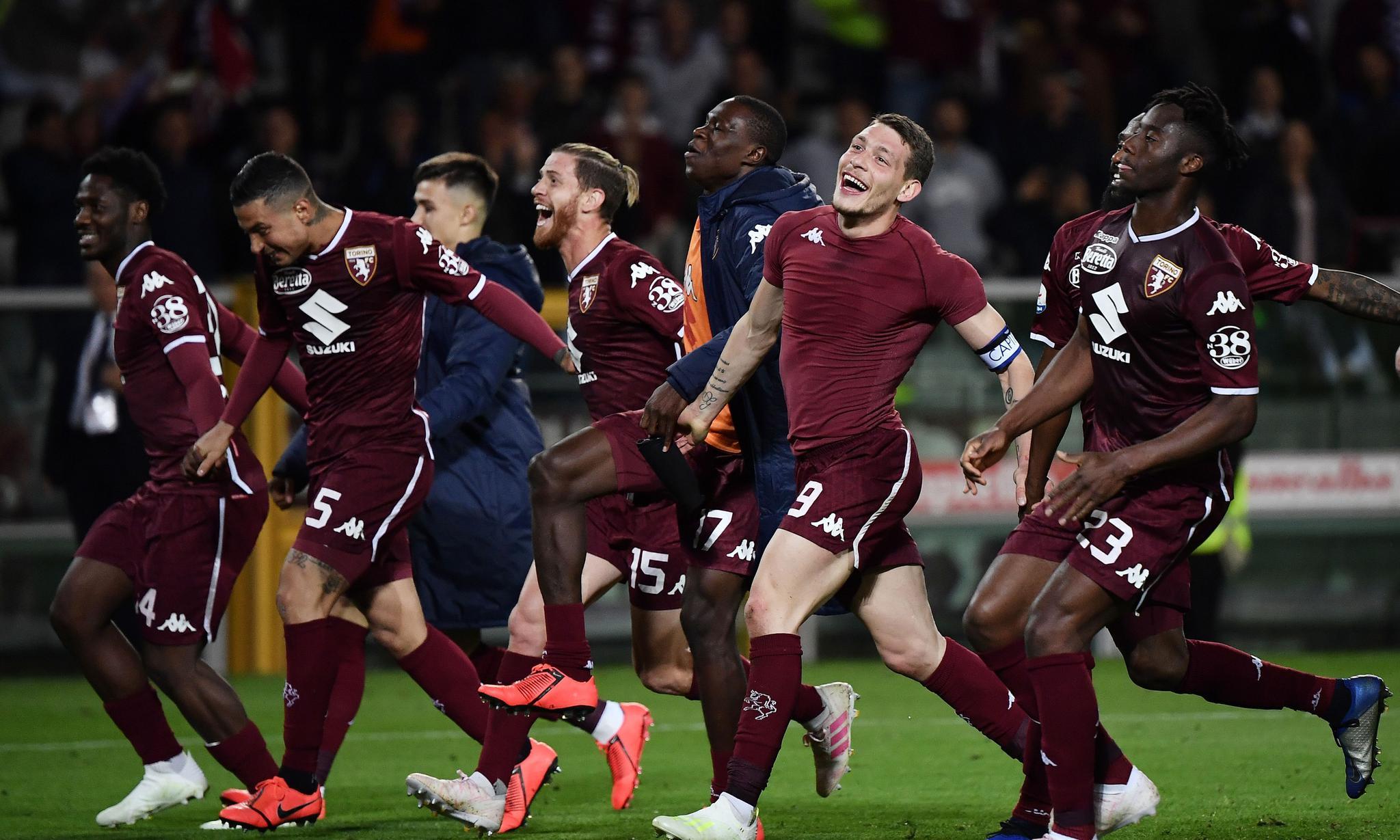 诺伊尔：平局是个不错的结果，我们拿到了1分而竞争对手没有（诺伊尔：平局可接受，我们拿到1分而对手空手而归）