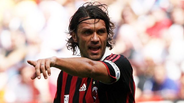 TA：皇马寻求引进后卫和中场；他们愿听取对罗德里戈的报价（TA：皇马计划引进后卫与中场，愿倾听关于罗德里戈的报价）