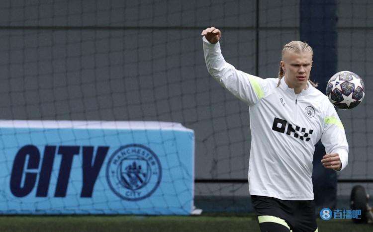 他是球队最可靠的存在（球队最稳的主心骨）